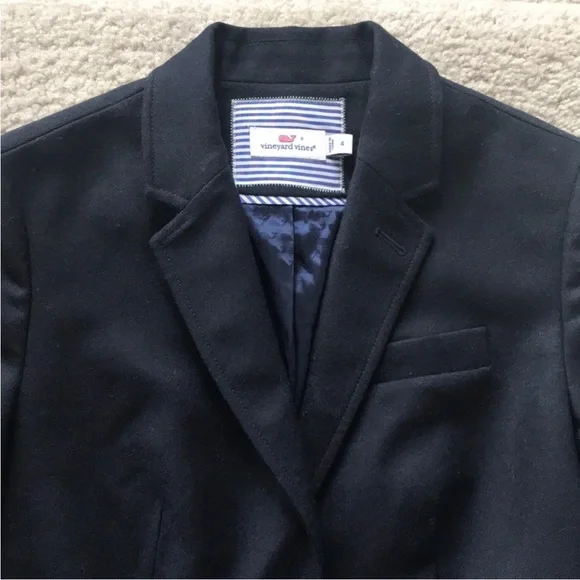 Vineyard Vines Collegiate Wool Blazer in Navy - Picture 3 of 8